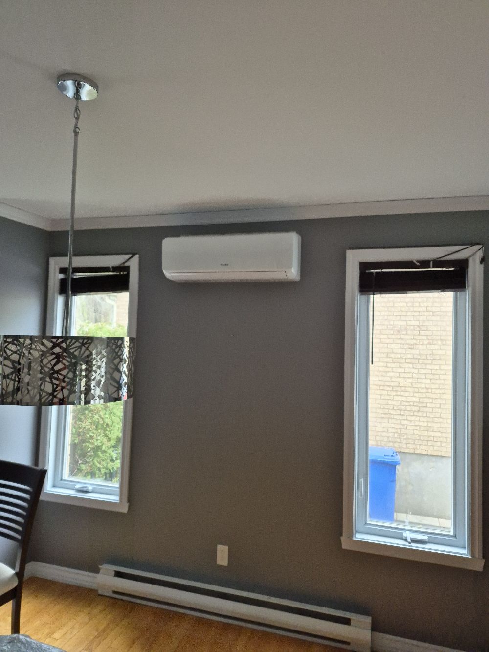 Deuxième installation de thermopompe Gree Charmo 19 à Longueuil